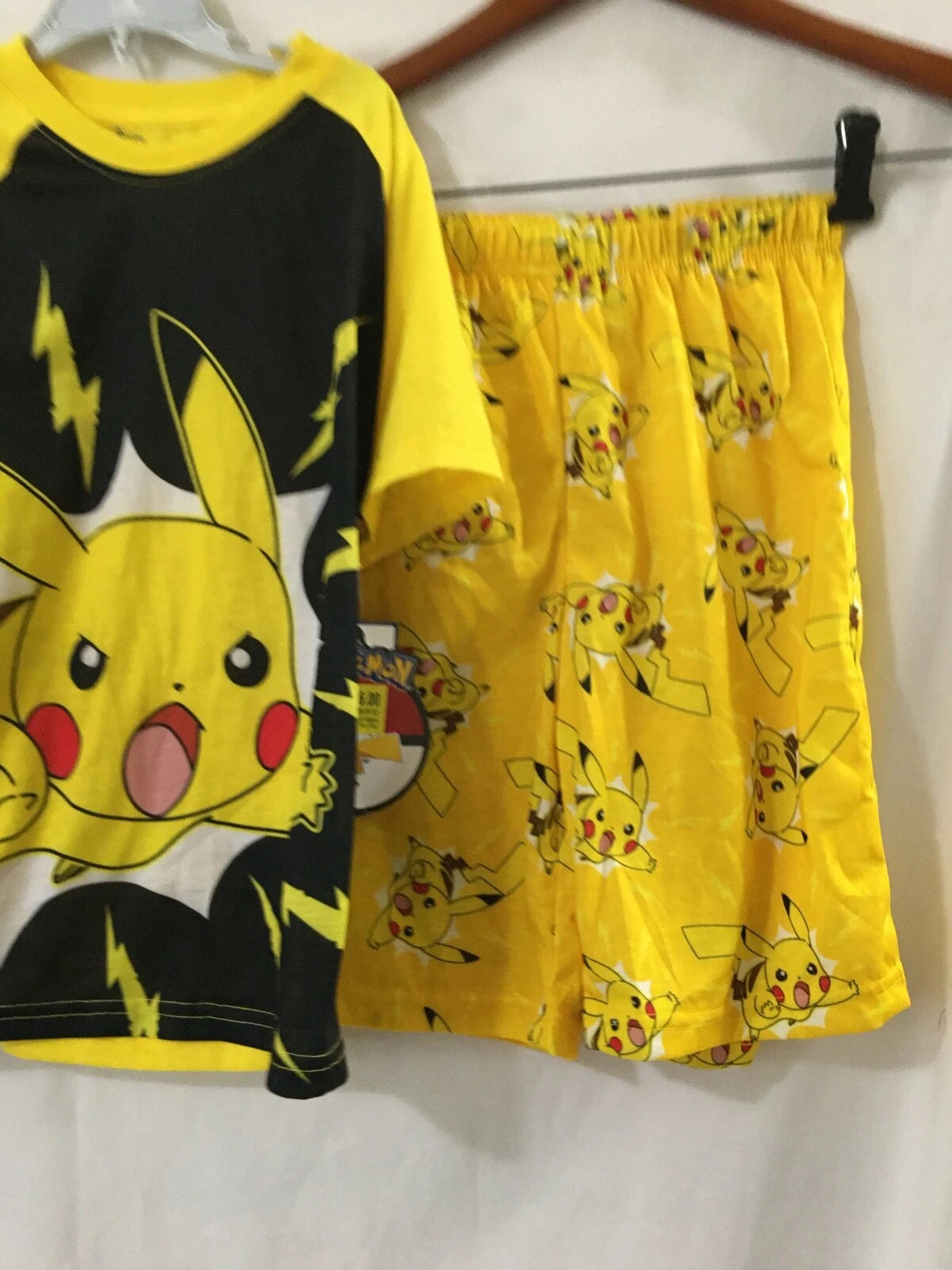 New Pokemon Pajamas Set Pikachu Shorts Boy Girl  size 8