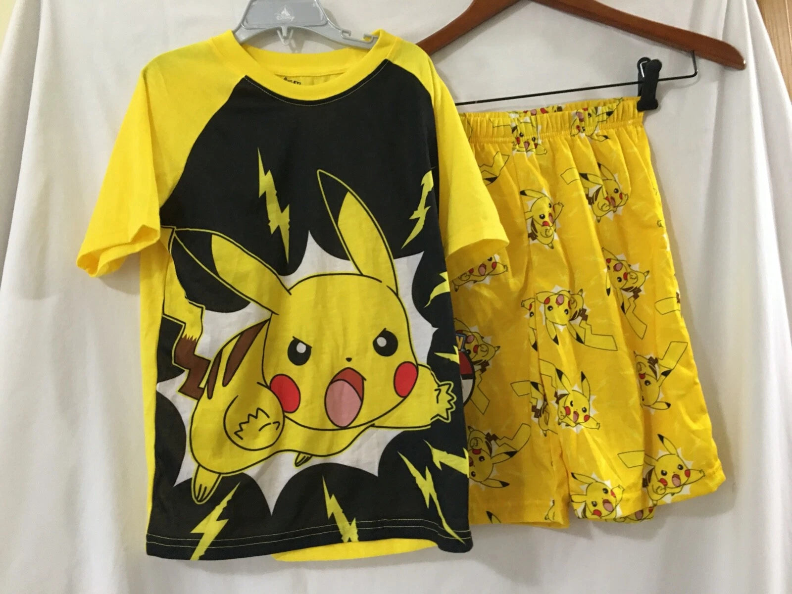 New Pokemon Pajamas Set Pikachu Shorts Boy Girl  size 8