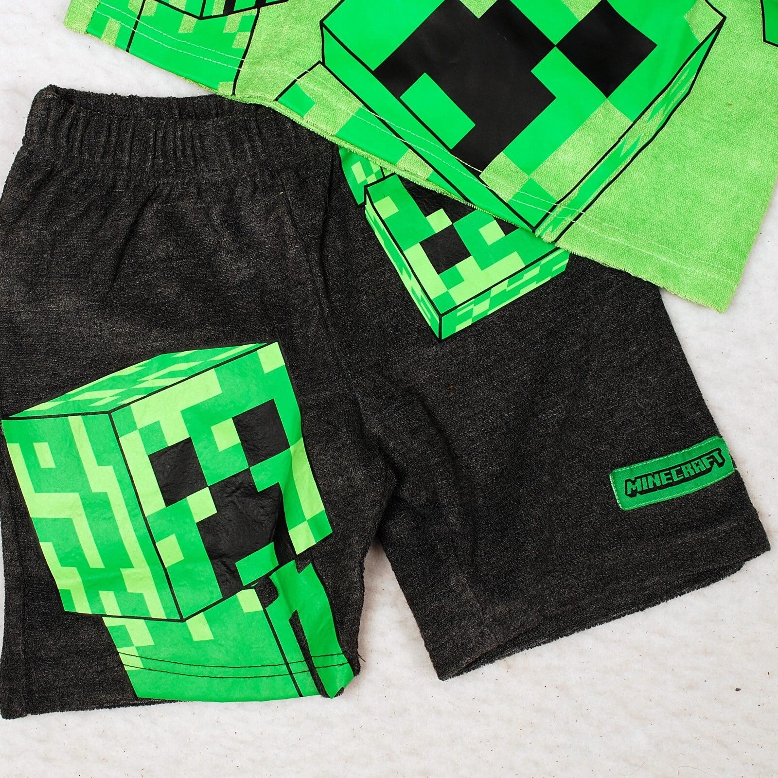Boys Minecraft Towelling Set Pyjama Leisure Loungewear T Shirt Shorts 7-14 Yrs