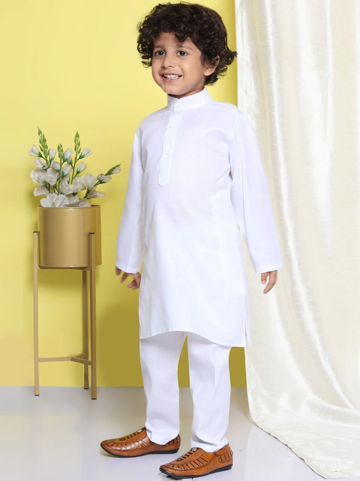 Traditional Wear Kurta Pajama Set Kids Cotton Solid Kurta Pyjama Set For Boys